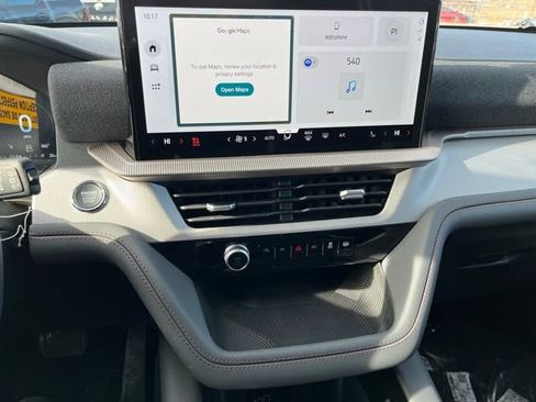 New 2026 Ford Explorer Active w/ Active Comfort Package image 27