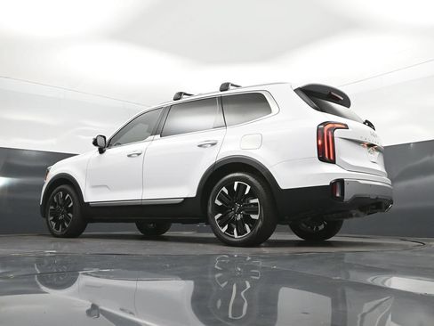 Used 2024 Kia Telluride SX w/ Towing Package FWD image 40