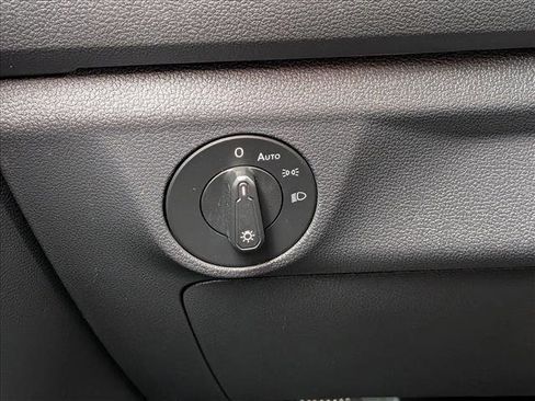 Used 2019 Volkswagen Jetta FWD image 15
