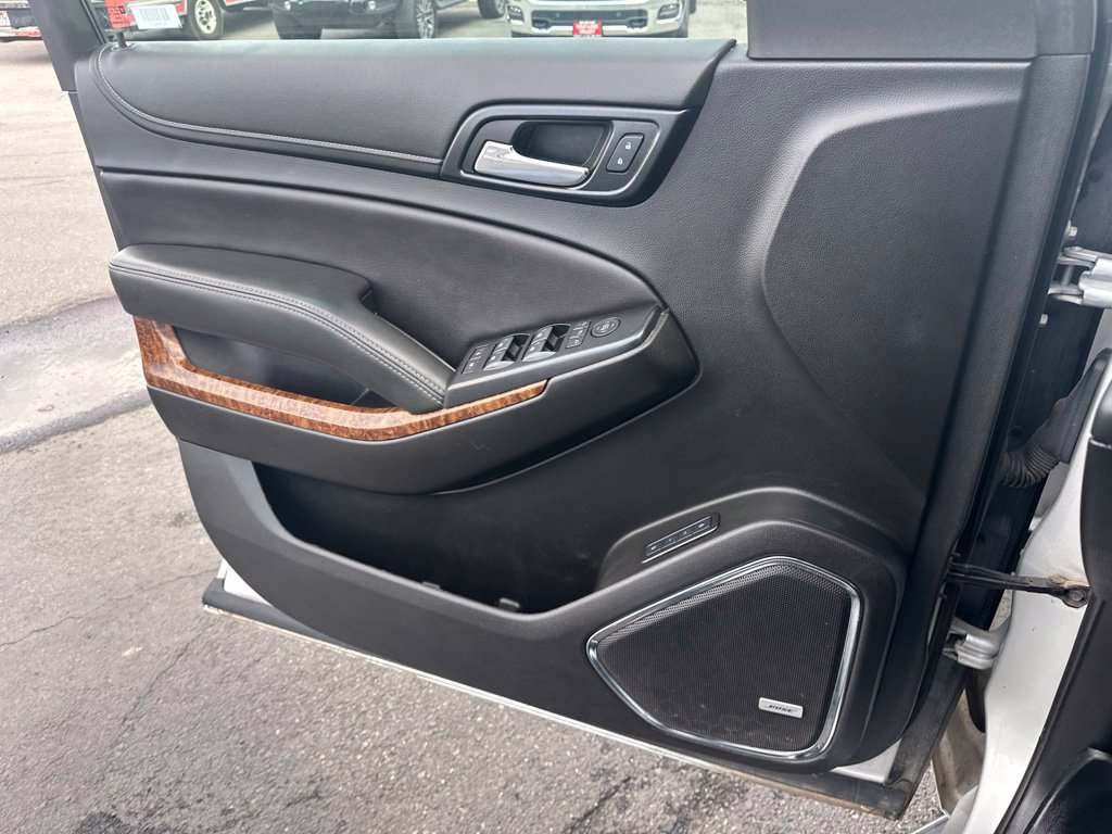 Used 2020 Chevrolet Suburban Premier AWD/4WD image 21