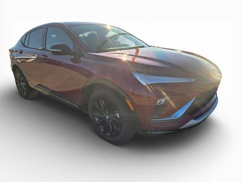 Used 2024 Buick Envista Sport Touring w/ Convenience I Package image 2