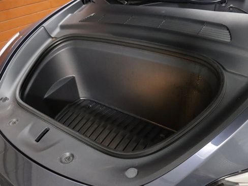 Used 2023 Tesla Model Y Long Range image 4