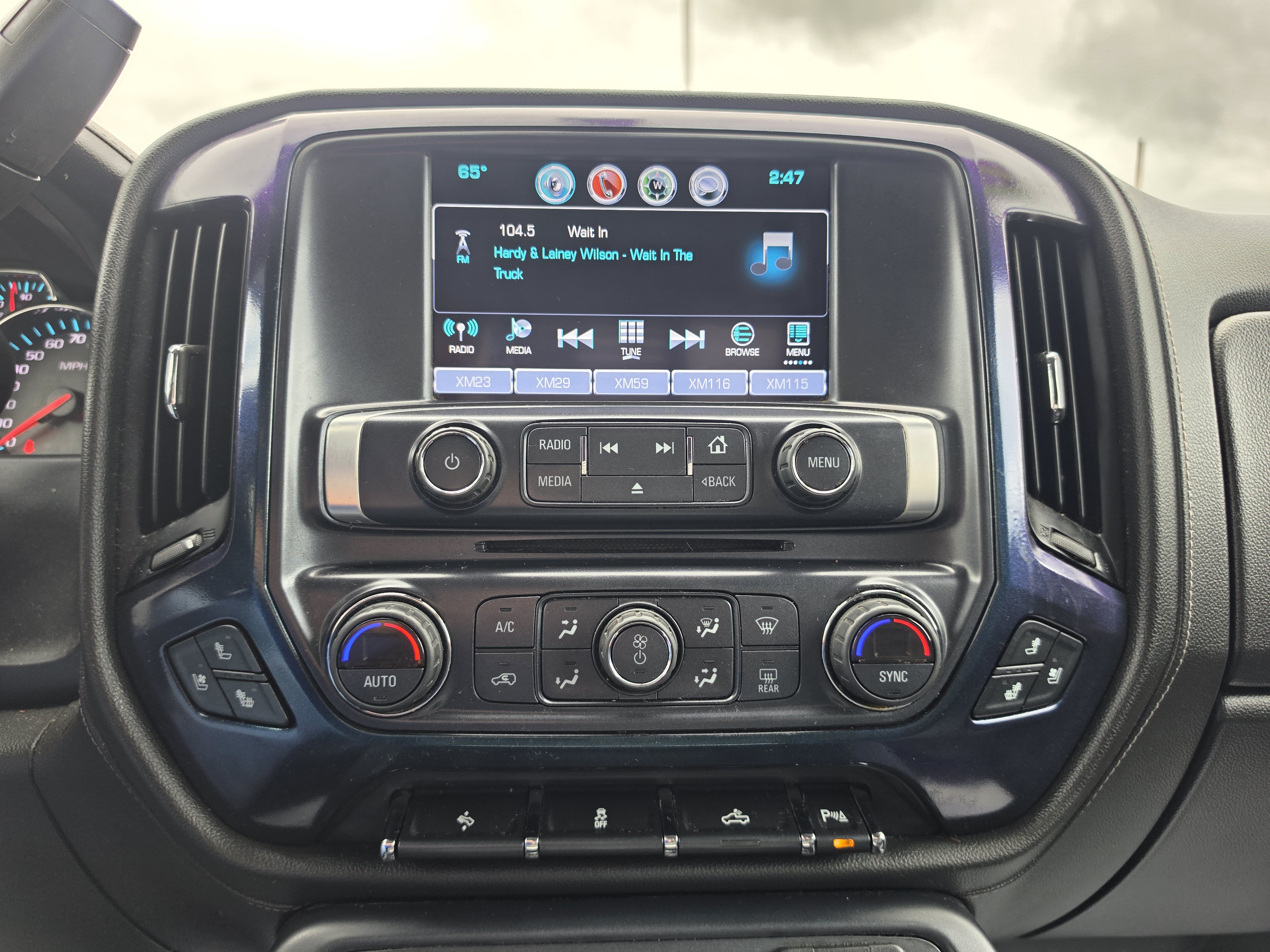Used 2017 GMC Sierra 1500 SLT w/ SLT Premium Package AWD/4WD image 25