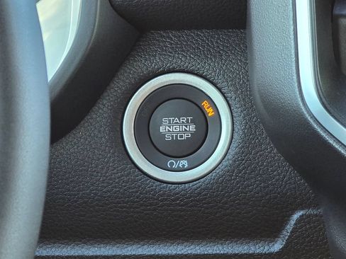 New 2026 RAM 1500 Big Horn AWD/4WD image 34