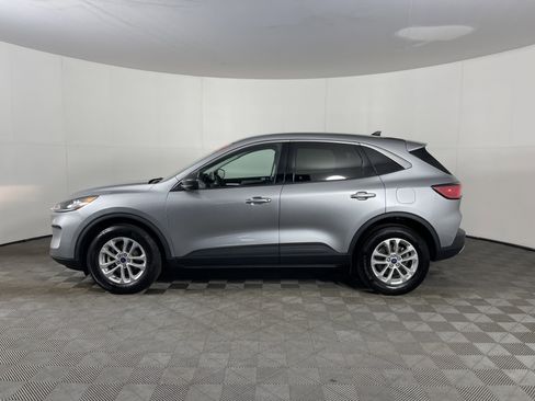 Used 2022 Ford Escape SE w/ Convenience Package image 3