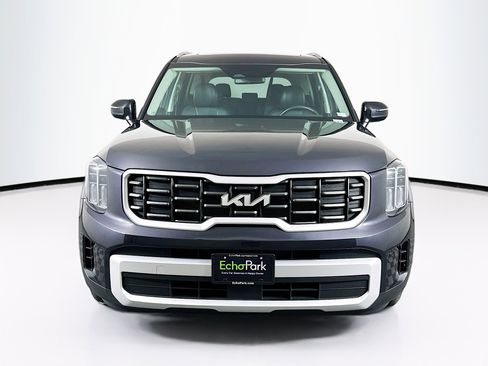 Used 2025 Kia Telluride S AWD/4WD image 2