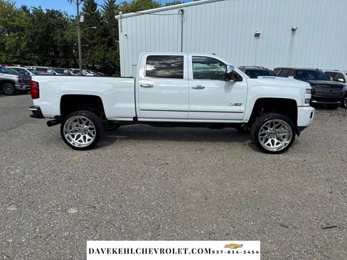 Used 2019 Chevrolet Silverado 2500 LTZ w/ Duramax Plus Package AWD/4WD image 6