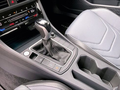 Certified 2026 Volkswagen Jetta SEL FWD image 15