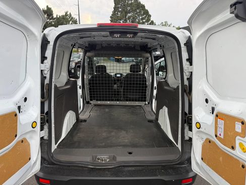 Used 2022 Ford Transit Connect XL FWD image 15