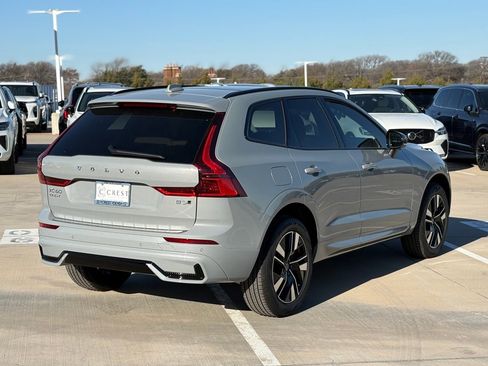 New 2026 Volvo XC60 B5 Core w/ Protection Package Premier image 6