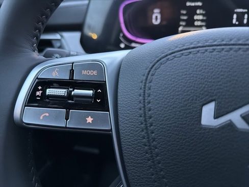 New 2025 Kia Telluride S image 20