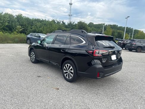 Used 2022 Subaru Outback Premium AWD/4WD image 7