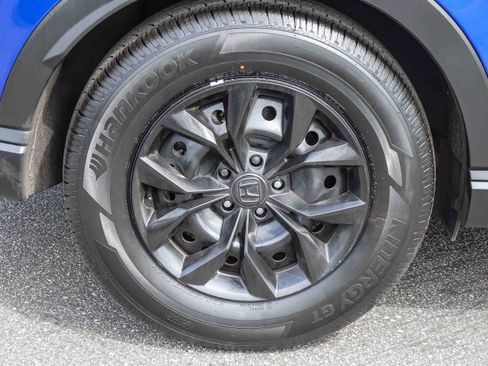 Used 2025 Honda CR-V LX image 8