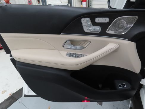 Used 2021 Mercedes-Benz GLE 350 image 10