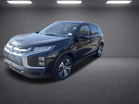 Used 2024 Mitsubishi Outlander Sport SE AWD/4WD image 3