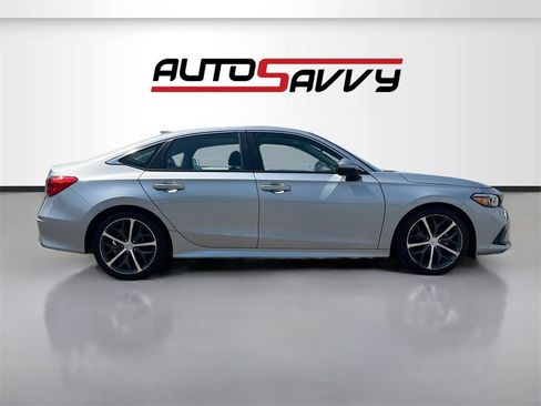 Used 2023 Honda Civic Touring image 8