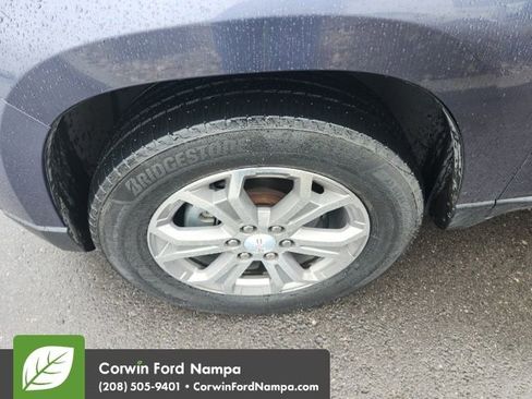 Used 2014 GMC Acadia SLT image 14