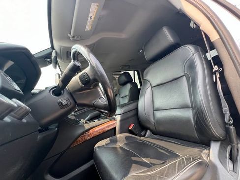 Used 2020 Chevrolet Tahoe Premier AWD/4WD image 15