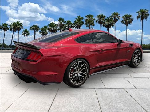 Used 2020 Ford Mustang GT Premium w/ GT Performance Package image 9