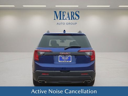 Used 2023 GMC Acadia SLE w/ Driver Convenience Package image 5