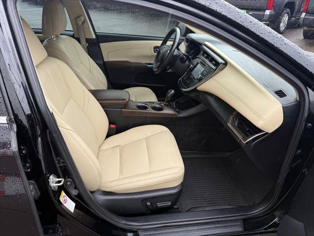 Certified 2017 Toyota Avalon XLE Plus w/ All Weather Liner Package FWD image 20