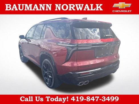 Used 2026 Chevrolet Traverse RS w/ LPO, Floor Liner Package FWD image 7