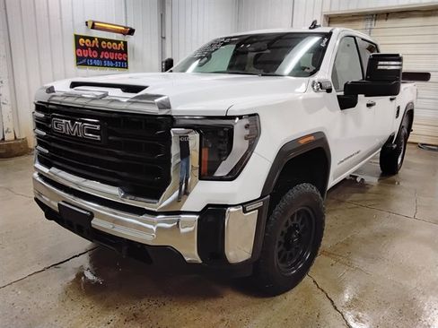 Used 2024 GMC Sierra 2500 Pro w/ 1SA Pro Safety Plus Package image 4
