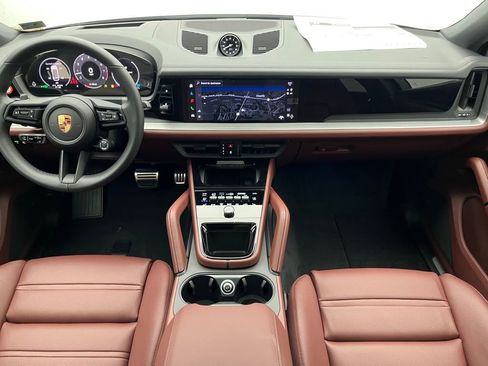 New 2025 Porsche Cayenne S image 22