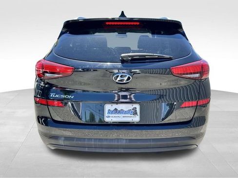 Used 2020 Hyundai Tucson Value FWD image 3