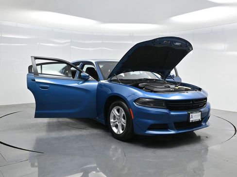 Used 2022 Dodge Charger SXT image 40