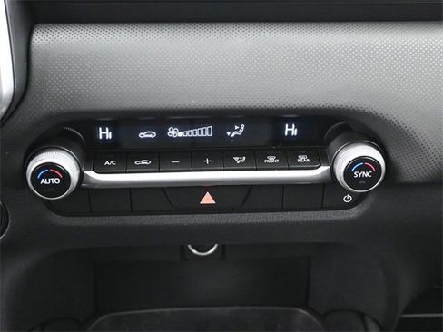 Used 2025 MAZDA CX-50 AWD 2.5 S w/ Weather Package image 13