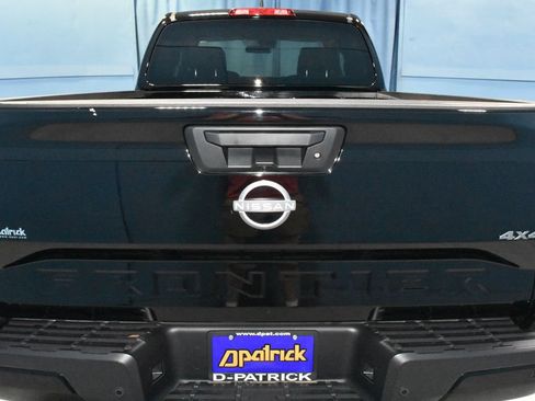 Certified 2025 Nissan Frontier SV AWD/4WD image 27