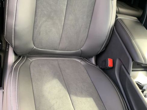 New 2025 Jeep Grand Cherokee Altitude image 45