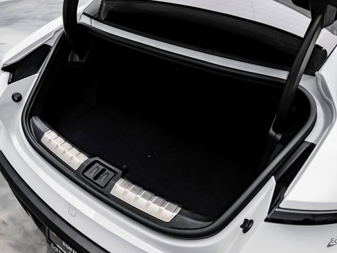 Used 2020 Porsche Taycan Turbo S image 89