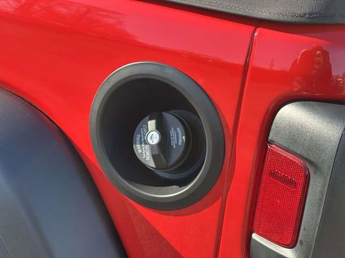 Certified 2025 Jeep Wrangler Sport image 22