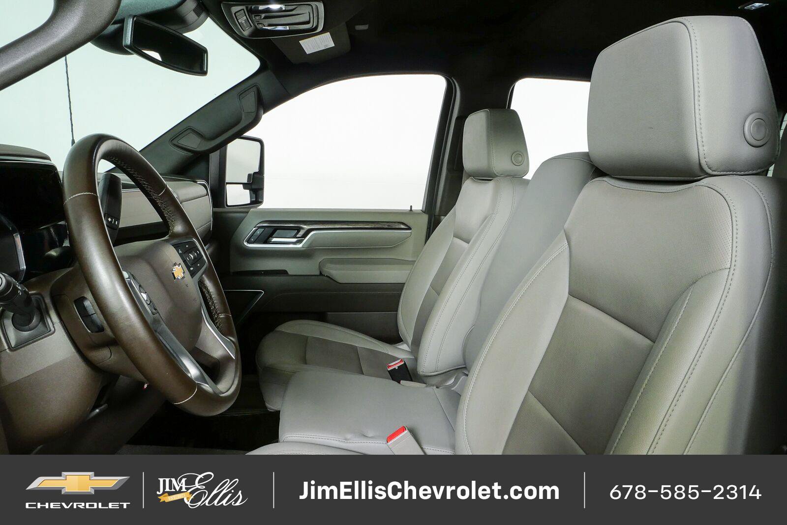 Used 2026 Chevrolet Silverado 2500 LTZ AWD/4WD image 5