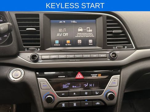Used 2018 Hyundai Elantra Value Edition FWD image 5
