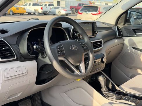 Used 2020 Hyundai Tucson SE image 20