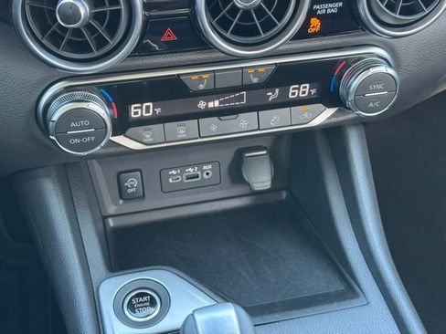 Used 2025 Nissan Sentra SR image 20