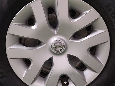 Used 2020 Nissan Rogue Sport S FWD image 31