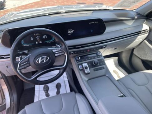 Used 2025 Hyundai Palisade SEL FWD image 18