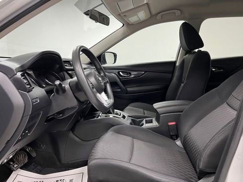 Used 2017 Nissan Rogue S image 21