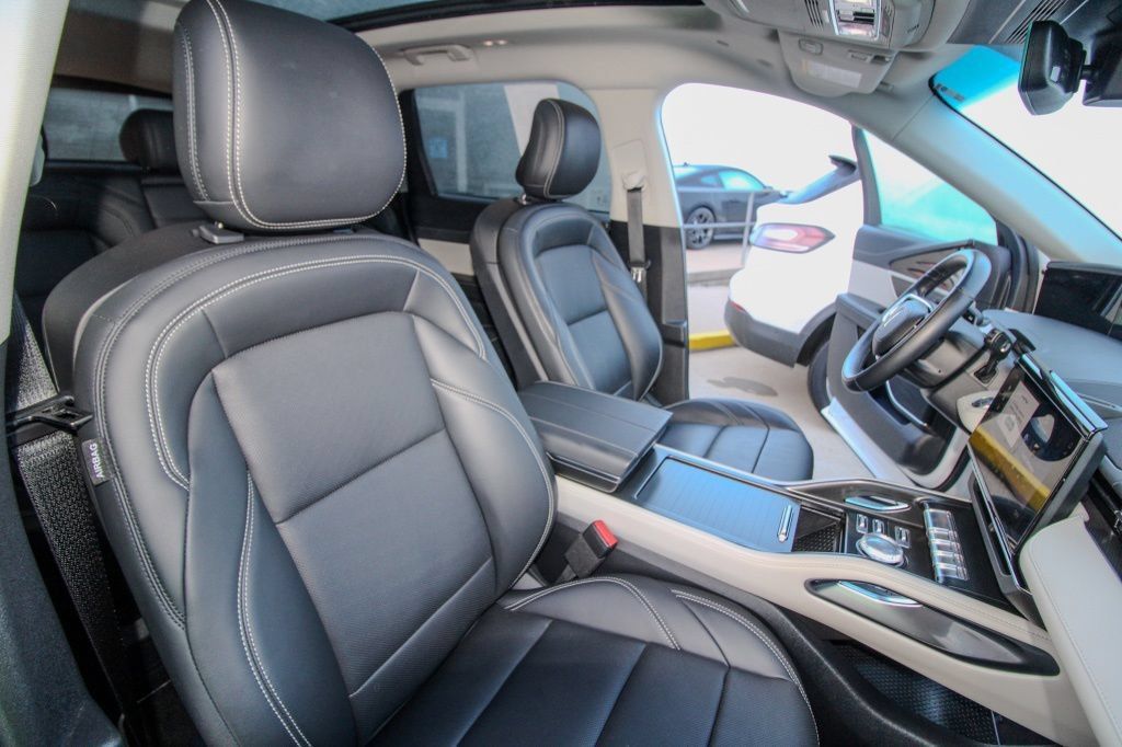 Used 2024 Lincoln Nautilus Premier w/ Equipment Group 102A AWD/4WD image 19