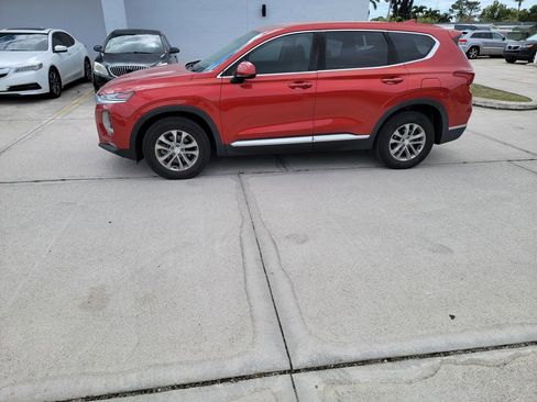 Used 2020 Hyundai Santa Fe SEL image 2