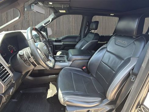 Used 2018 Ford F150 Raptor w/ Equipment Group 802A Luxury AWD/4WD image 19