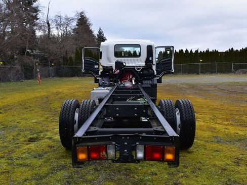 New 2025 Isuzu FTR 6500 XD image 7