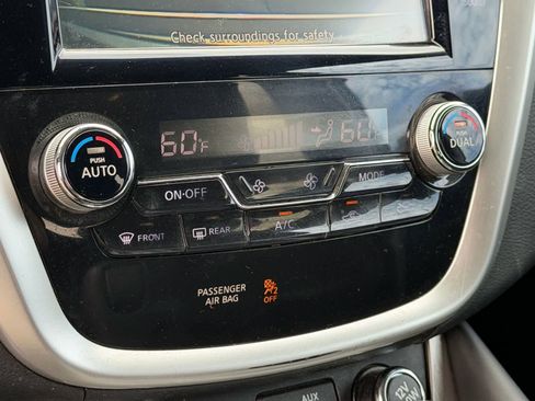 Used 2018 Nissan Murano S FWD image 28