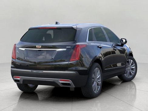 Used 2025 Cadillac XT5 Premium Luxury w/ Technology Package AWD/4WD image 4
