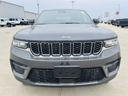 New 2025 Jeep Grand Cherokee Laredo X w/ Luxury Tech Group I image 33
