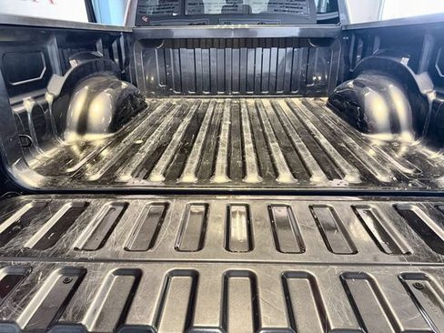 Used 2022 RAM 1500 Big Horn AWD/4WD image 23